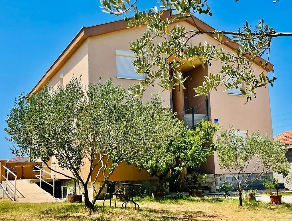 Apartman Tina Murvica (Policnik)